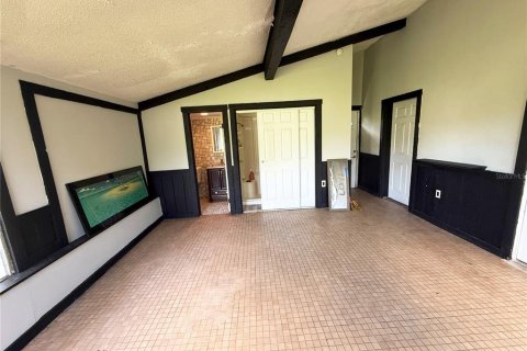 House in Punta Gorda, Florida 4 bedrooms, 139.35 sq.m. № 1913699 - photo 20