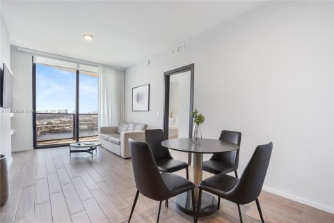 Купить кондоминиум в Майами, Флорида 2 спальни, 75.99м2, № 1968408 - фото 6