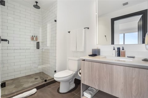 Купить кондоминиум в Майами, Флорида 2 спальни, 75.99м2, № 1968408 - фото 15