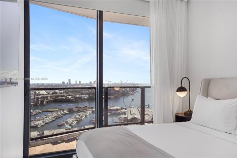 Купить кондоминиум в Майами, Флорида 2 спальни, 75.99м2, № 1968408 - фото 12