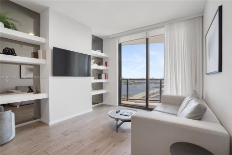 Купить кондоминиум в Майами, Флорида 2 спальни, 75.99м2, № 1968408 - фото 8