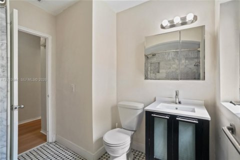 Villa ou maison à louer à Miami, Floride: 3 chambres, 114.46 m2 № 2076163 - photo 22
