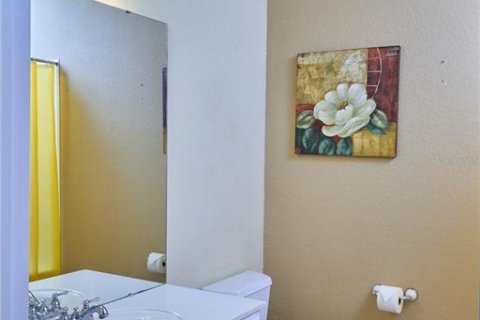 Condominio en alquiler en Orlando, Florida, 3 dormitorios, 194.82 m2 № 1888478 - foto 25