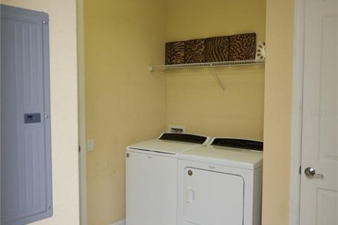Condominio en alquiler en Orlando, Florida, 3 dormitorios, 194.82 m2 № 1888478 - foto 26