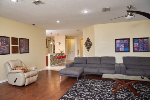 Condominio en alquiler en Orlando, Florida, 3 dormitorios, 194.82 m2 № 1888478 - foto 5