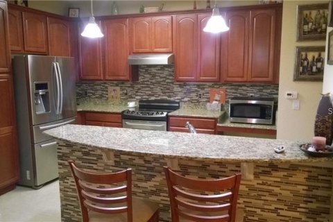 Condominio en alquiler en Orlando, Florida, 3 dormitorios, 194.82 m2 № 1888478 - foto 12
