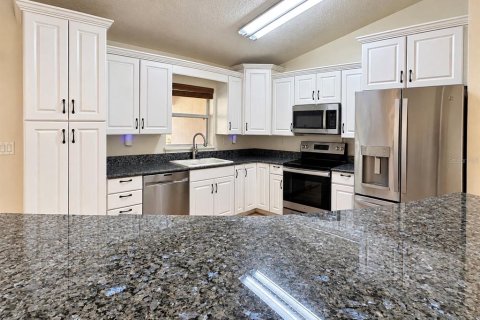 Villa ou maison à vendre à Citrus Springs, Floride: 3 chambres, 129.13 m2 № 2416598 - photo 3