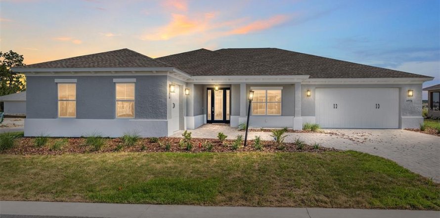 House in Ocala, Florida 3 bedrooms, 220.46 sq.m. № 1743236