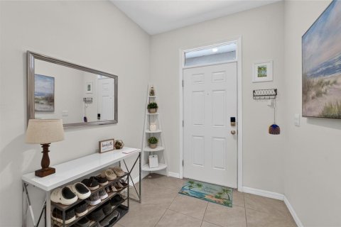 Townhouse in Wesley Chapel, Florida 3 bedrooms, 155.43 sq.m. № 2231530 - photo 6