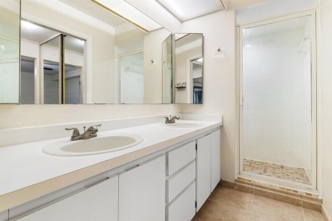 Touwnhouse à vendre à Palm Beach Gardens, Floride: 2 chambres, 148.27 m2 № 2398046 - photo 20