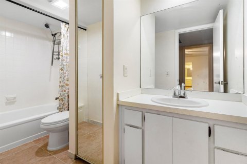 Touwnhouse à vendre à Palm Beach Gardens, Floride: 2 chambres, 148.27 m2 № 2398046 - photo 23