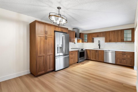 Touwnhouse à vendre à Palm Beach Gardens, Floride: 2 chambres, 148.27 m2 № 2398046 - photo 13