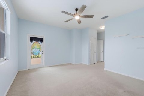 House in Port Charlotte, Florida 3 bedrooms, 164.72 sq.m. № 2204906 - photo 18