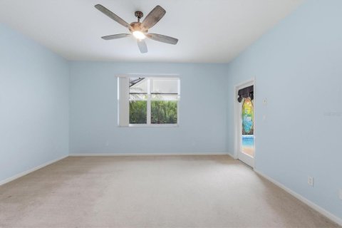 House in Port Charlotte, Florida 3 bedrooms, 164.72 sq.m. № 2204906 - photo 17