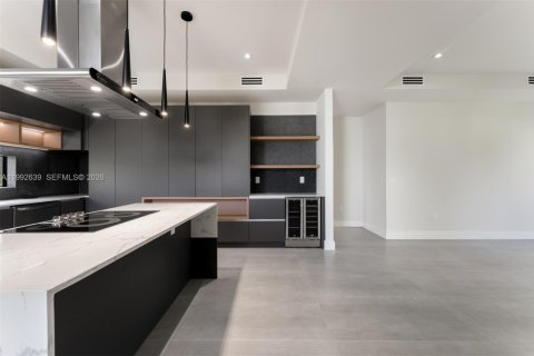 Casa en venta en Key Largo, Florida, 5 dormitorios, 197.79 m2 № 2056667 - foto 8