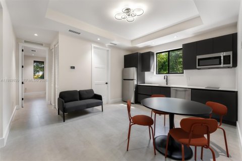 Casa en venta en Key Largo, Florida, 5 dormitorios, 197.79 m2 № 2056667 - foto 18