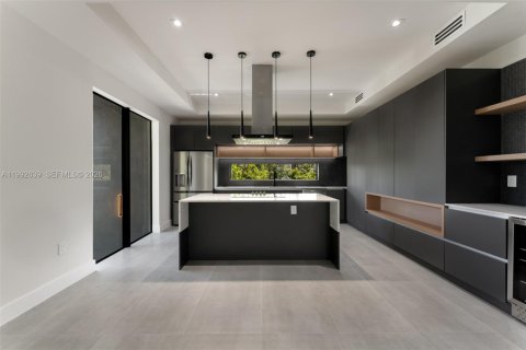 Casa en venta en Key Largo, Florida, 5 dormitorios, 197.79 m2 № 2056667 - foto 7