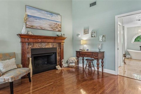 House in Lakeland, Florida 4 bedrooms, 340.12 sq.m. № 2316793 - photo 21