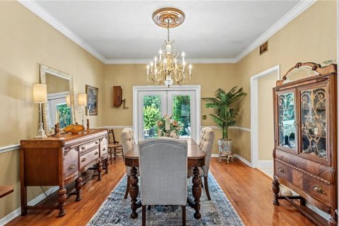 House in Lakeland, Florida 4 bedrooms, 340.12 sq.m. № 2316793 - photo 16
