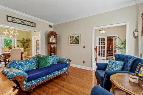 House in Lakeland, Florida 4 bedrooms, 340.12 sq.m. № 2316793 - photo 15