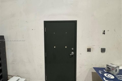 Купить коммерческую недвижимость в Орландо, Флорида № 2035519 - фото 12