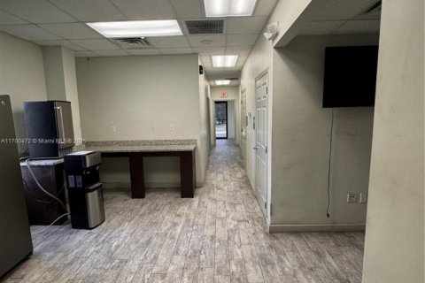 Купить коммерческую недвижимость в Орландо, Флорида № 2035519 - фото 15