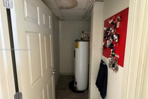 Купить коммерческую недвижимость в Орландо, Флорида № 2035519 - фото 18