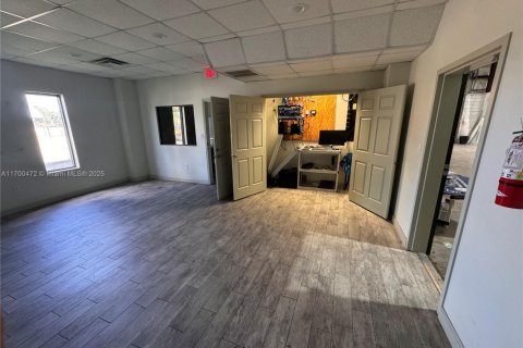 Купить коммерческую недвижимость в Орландо, Флорида № 2035519 - фото 13