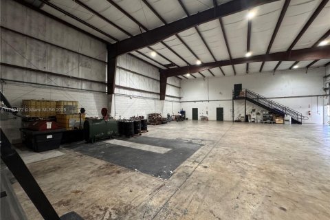 Купить коммерческую недвижимость в Орландо, Флорида № 2035519 - фото 9