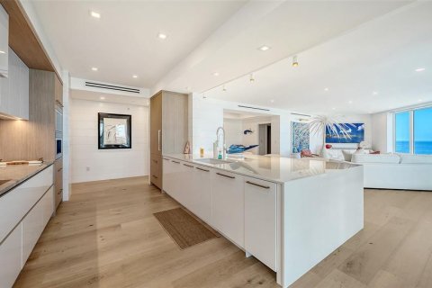 Condo in Longboat Key, Florida, 3 bedrooms  № 2306306 - photo 25