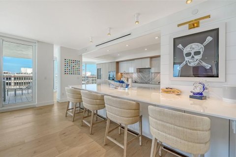 Condo in Longboat Key, Florida, 3 bedrooms  № 2306306 - photo 14