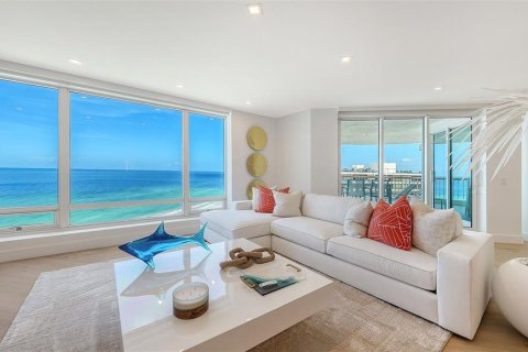 Condo in Longboat Key, Florida, 3 bedrooms  № 2306306 - photo 11