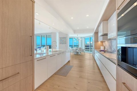 Condo in Longboat Key, Florida, 3 bedrooms  № 2306306 - photo 26