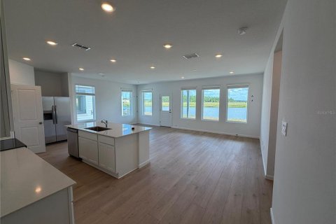 Casa en alquiler en Kissimmee, Florida, 3 dormitorios, 169.55 m2 № 2102879 - foto 13