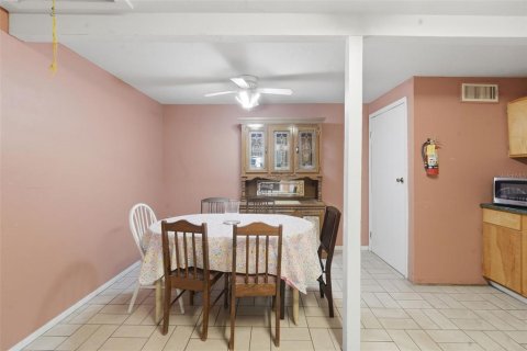 Propiedad comercial en venta en DeLand, Florida, 318.65 m2 № 2157230 - foto 18