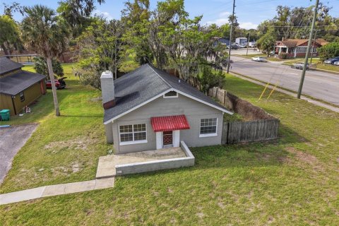 Propiedad comercial en venta en DeLand, Florida, 318.65 m2 № 2157230 - foto 2