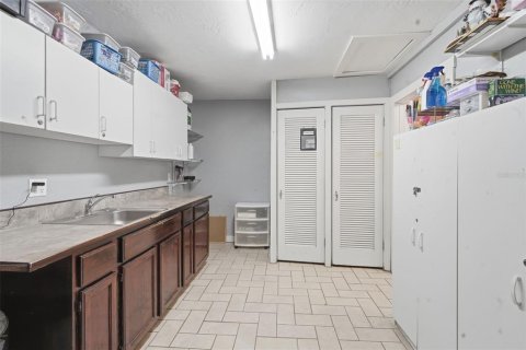 Propiedad comercial en venta en DeLand, Florida, 318.65 m2 № 2157230 - foto 22