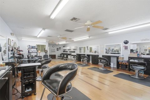 Propiedad comercial en venta en DeLand, Florida, 318.65 m2 № 2157230 - foto 11