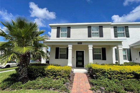 Touwnhouse à STOREY PARK à Orlando, Floride 3 chambres, 159.51 m2 № 2399511