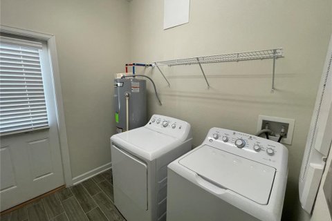 Touwnhouse à louer à Orlando, Floride: 3 chambres, 159.51 m2 № 2399511 - photo 19