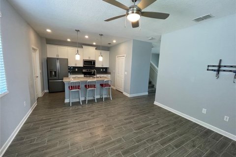 Touwnhouse à louer à Orlando, Floride: 3 chambres, 159.51 m2 № 2399511 - photo 7