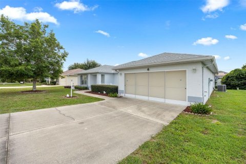 Villa ou maison à vendre à Ocala, Floride: 2 chambres, 165.18 m2 № 2219790 - photo 2
