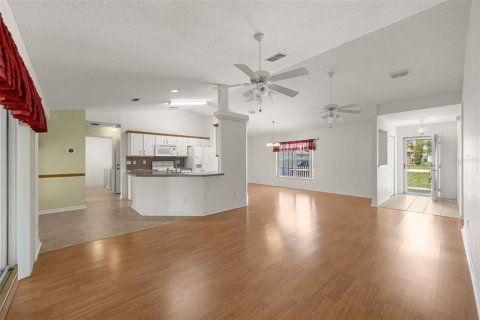 Villa ou maison à vendre à Ocala, Floride: 2 chambres, 165.18 m2 № 2219790 - photo 5