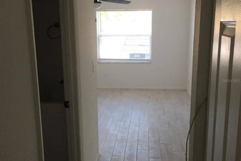 Apartamento en alquiler en Saint Petersburg, Florida, 3 dormitorios, 99.41 m2 № 1879887 - foto 9