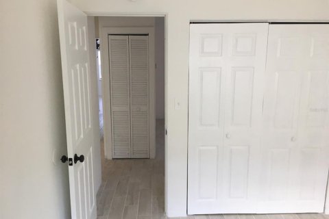 Apartamento en alquiler en Saint Petersburg, Florida, 3 dormitorios, 99.41 m2 № 1879887 - foto 6