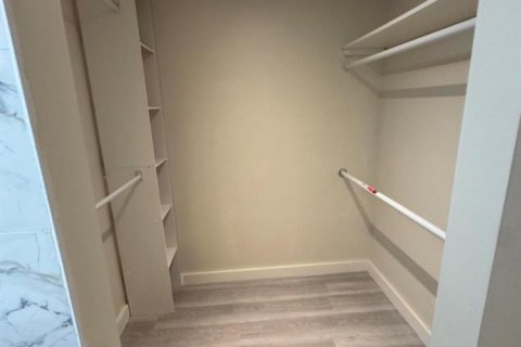 Touwnhouse à louer à Miami, Floride: 2 chambres, 120.77 m2 № 2146531 - photo 30