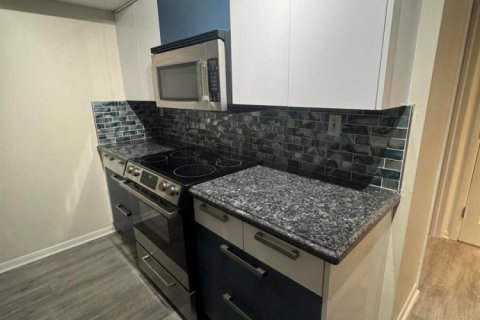 Touwnhouse à louer à Miami, Floride: 2 chambres, 120.77 m2 № 2146531 - photo 14