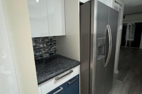 Touwnhouse à louer à Miami, Floride: 2 chambres, 120.77 m2 № 2146531 - photo 12