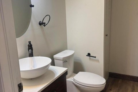 Touwnhouse à louer à Miami, Floride: 2 chambres, 120.77 m2 № 2146531 - photo 6