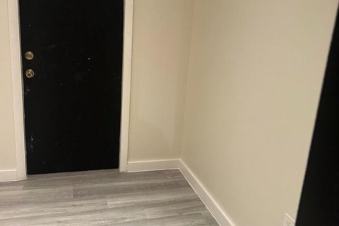 Touwnhouse à louer à Miami, Floride: 2 chambres, 120.77 m2 № 2146531 - photo 5